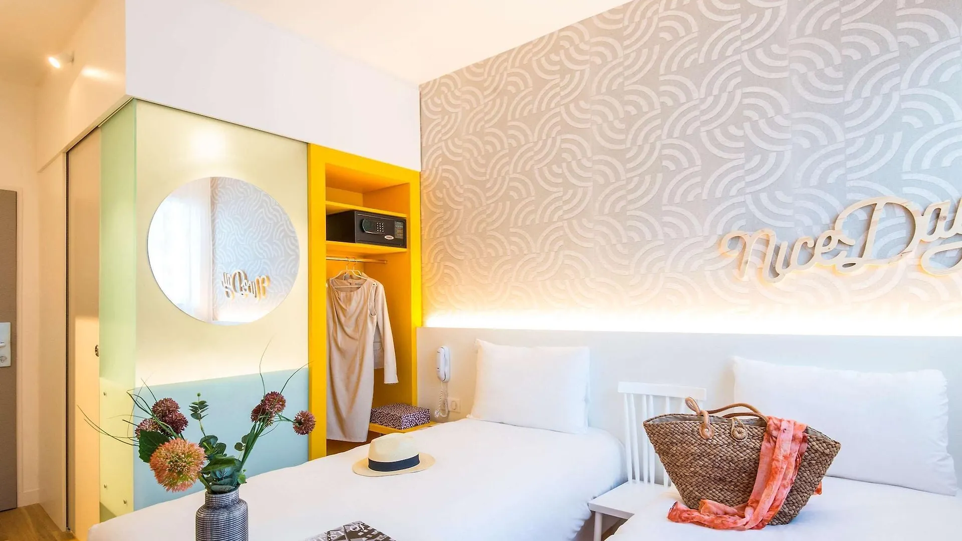 Ibis Styles Nice Cap 3000 Aeroport Saint-Laurent-du-Var 3*,  Francia