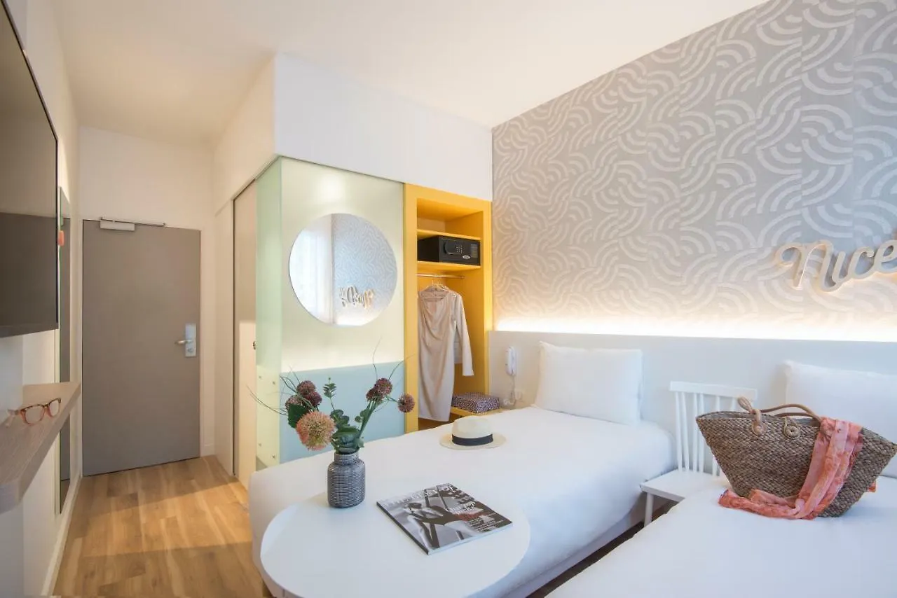 Ibis Styles Nice Cap 3000 Aeroport Saint-Laurent-du-Var Hotel