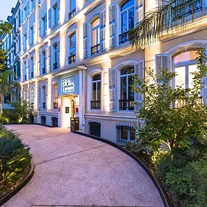 4* Szálloda Apollinaire