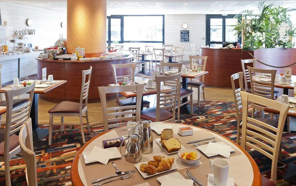 Отель Ibis Styles Nice Cap 3000 Aeroport Сен-Лоран-дю-Вар