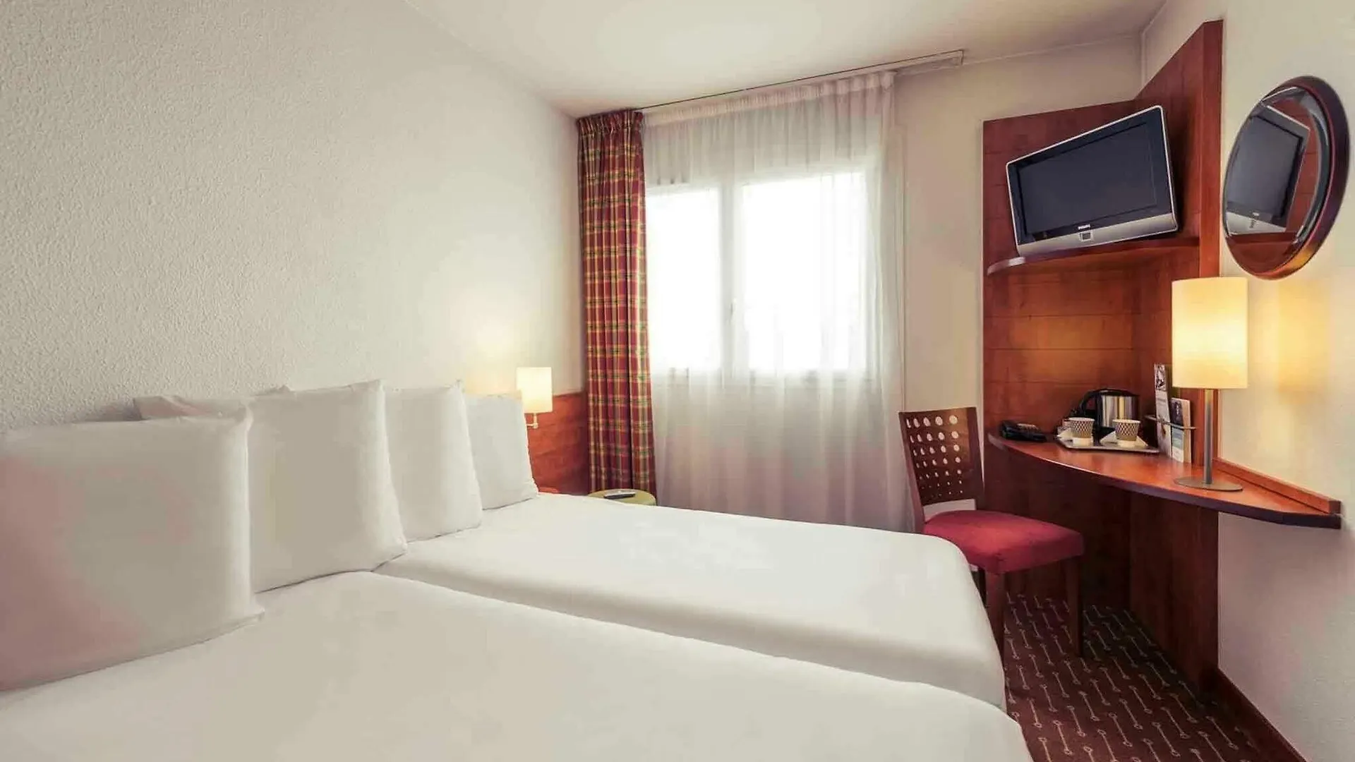 Ibis Styles Nice Cap 3000 Aeroport Saint-Laurent-du-Var